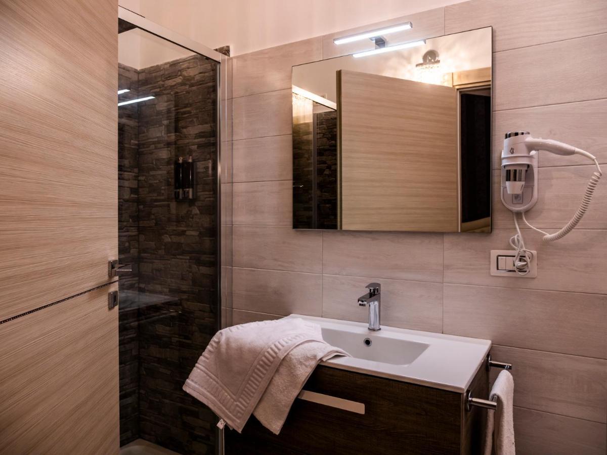 Le Rose Bed & Breakfast Nettuno Exterior foto